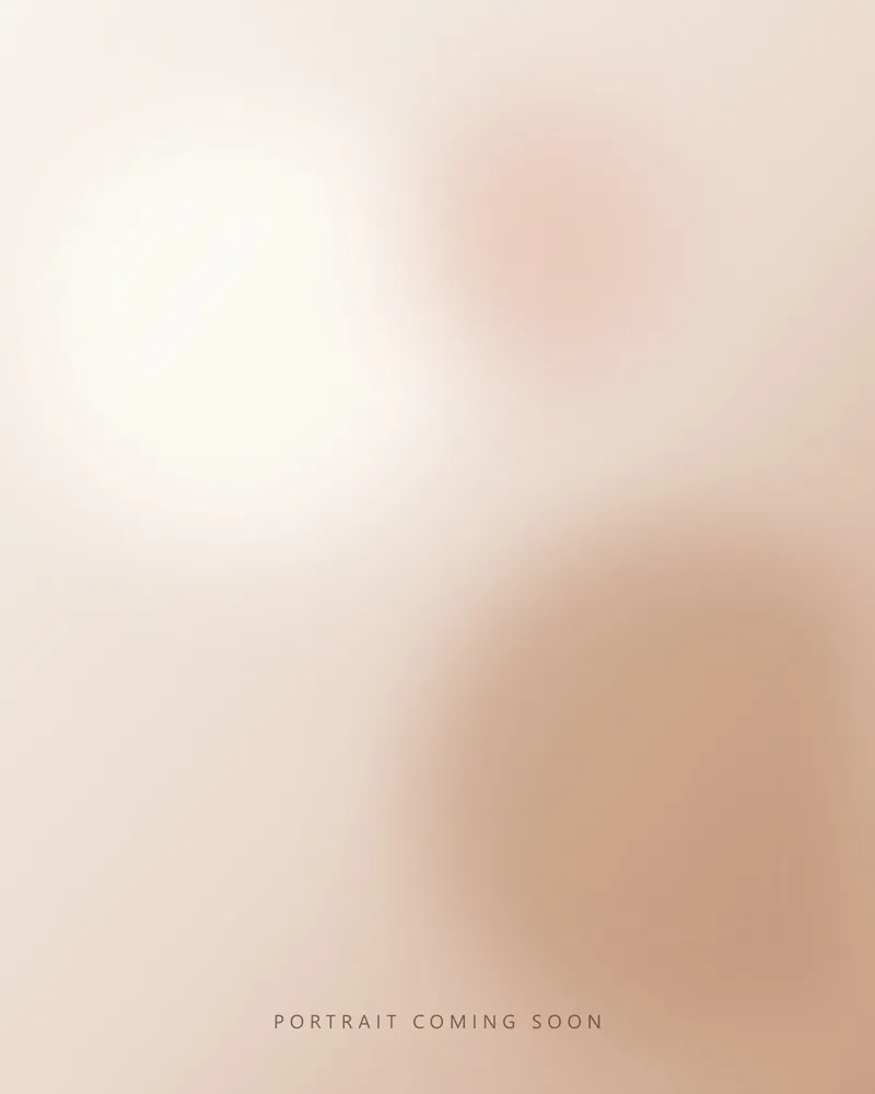 Portrait of Supriya, relationship coach